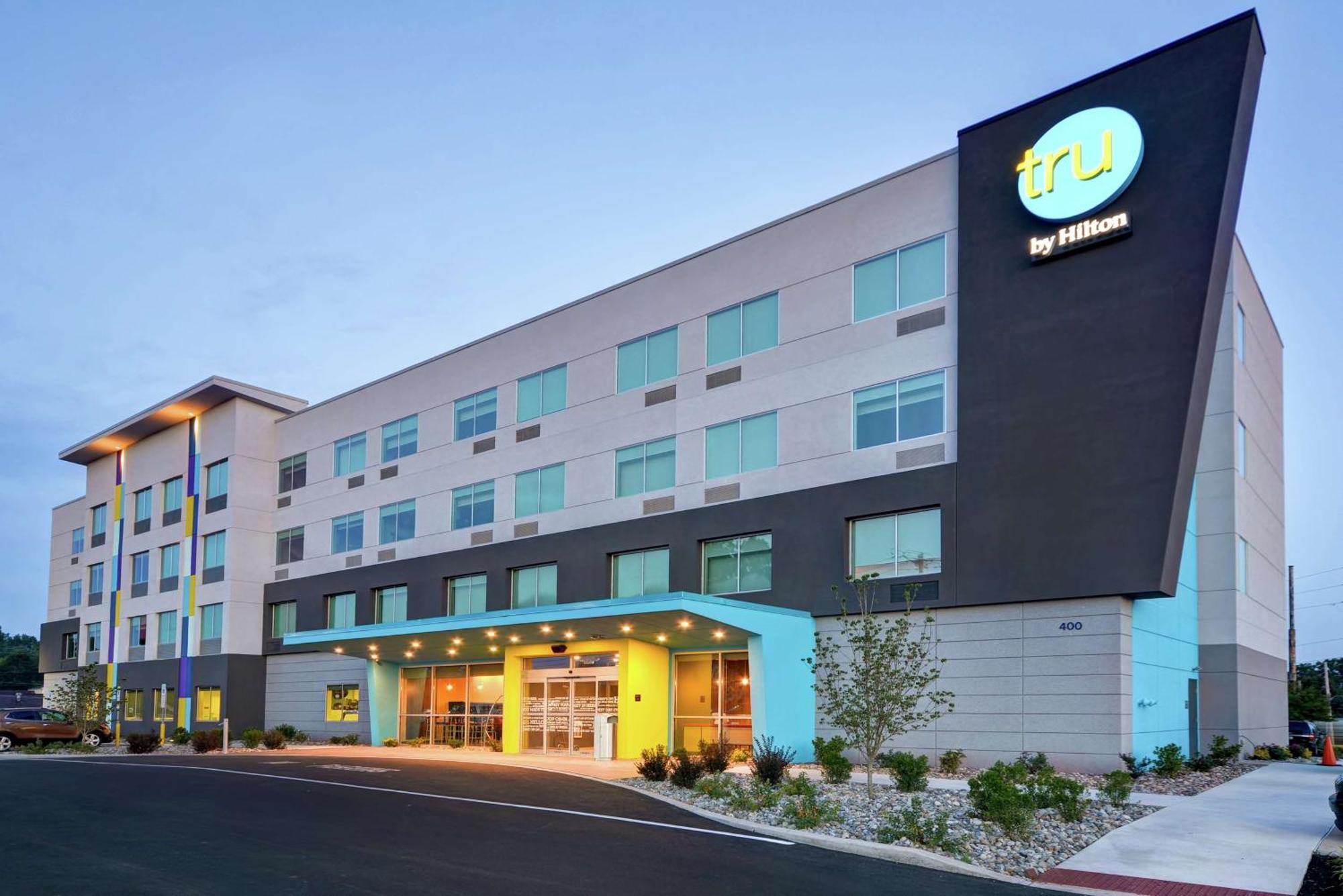 Tru By Hilton Denver, Pa Exterior photo